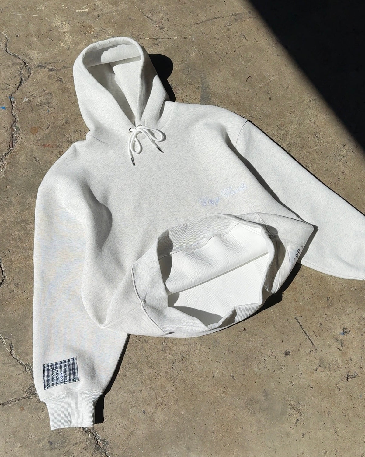5' O CLOCK BOXY HOOD