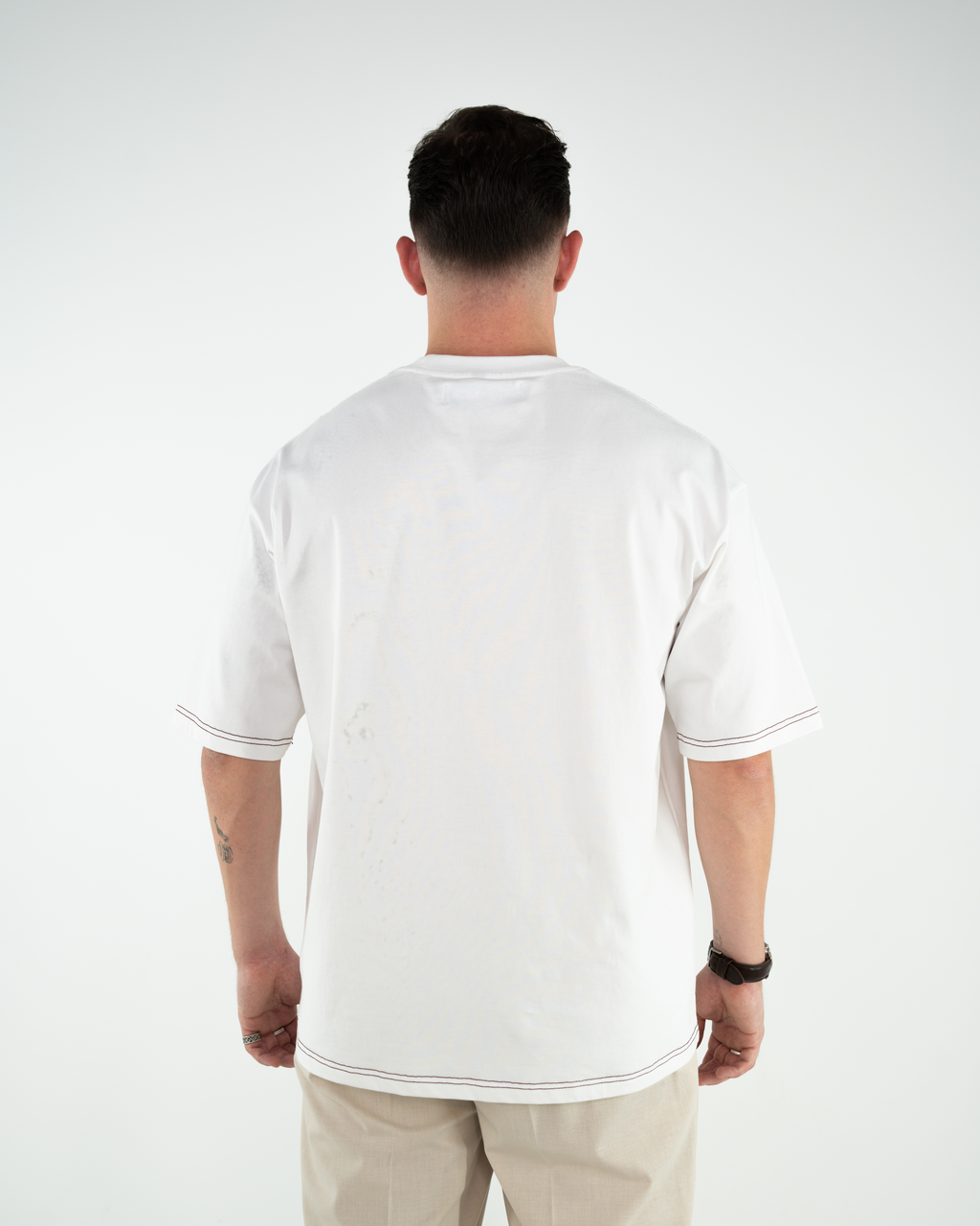 THE SUNDAY T-SHIRT