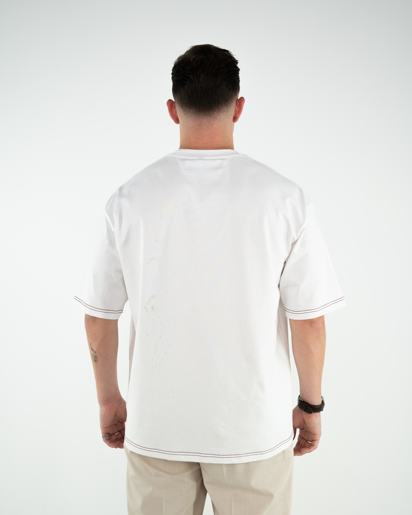 THE SUNDAY T-SHIRT