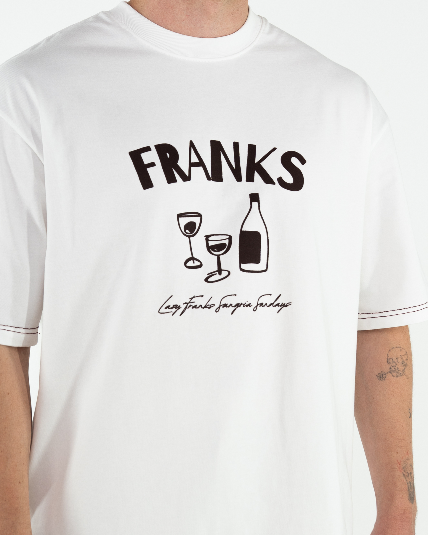 THE SUNDAY T-SHIRT